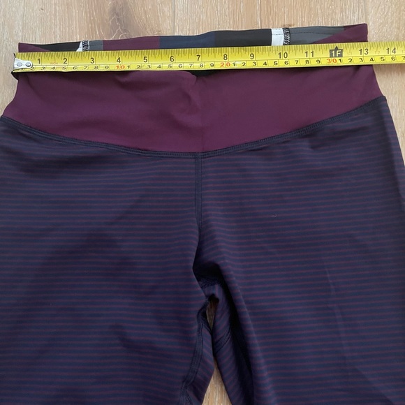 Lululemon Run For Your Life Crop 17”. EUC! Hyper Stripe Plum/Plum Pow Stripe - Picture 9 of 14